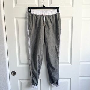 Lululemon Women track pant joggers